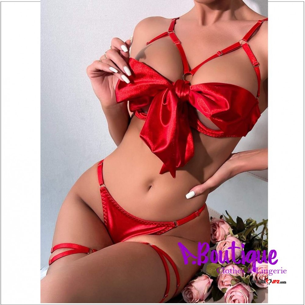 Conjunto de lenceria con detalle de moño de regalo
